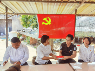 春風(fēng)送暖意，入企暖民心——臨滄市農(nóng)業(yè)技術(shù)推廣站黨支部開展主題黨日活動(dòng)紀(jì)實(shí)